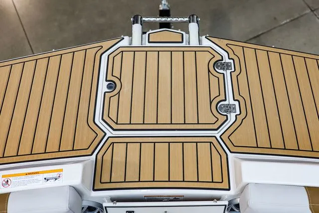 Slide: The Image of Starcraft SVX 210 DC OB 2026 - 30