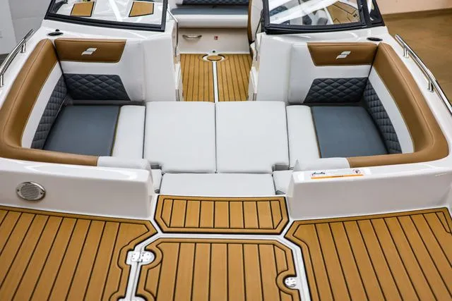 Slide: The Image of Starcraft SVX 210 DC OB 2026 - 42