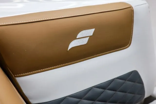 Slide: The Image of Starcraft SVX OB 210 DC OB 2026 - 44