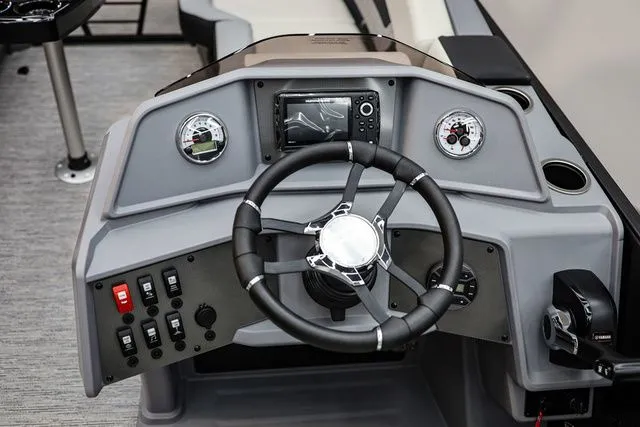 Slide: The Image of Starcraft VX 24 Q DH 2026 - 24