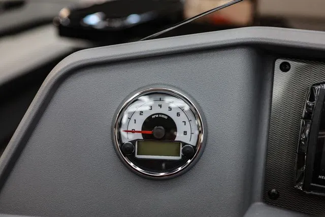 Slide: The Image of Starcraft VX 24 Q DH 2026 - 25