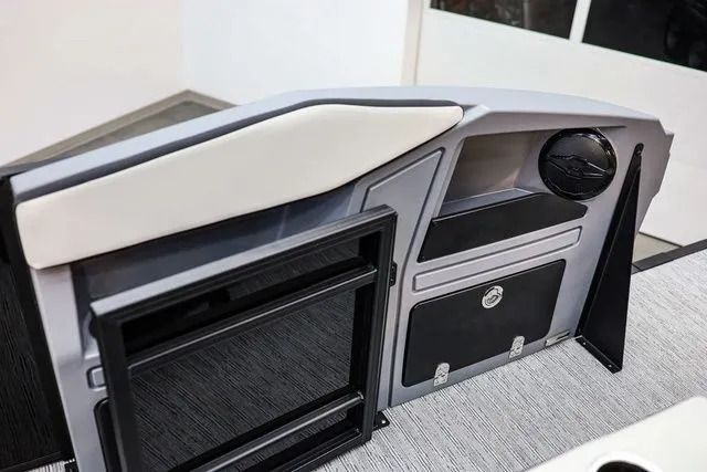 Slide: The Image of Starcraft VX 24 Q DH 2026 - 37