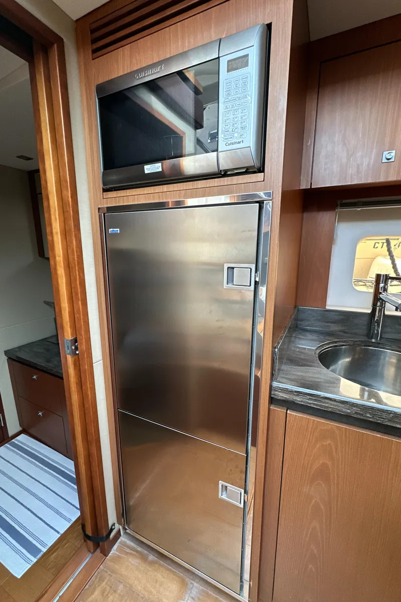 Slide: The Image of Sea Ray Sundancer 510 2014 - 53