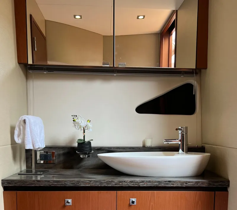 Slide: The Image of Sea Ray Sundancer 510 2014 - 57