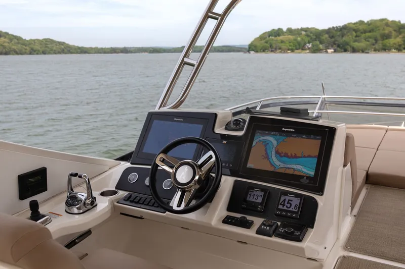 Slide: The Image of 2018 Sea Ray L650 Fly helm with navigation system. - 40