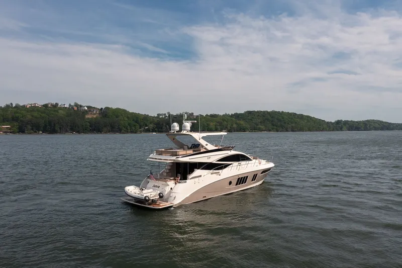 Slide: The Image of 2018 Sea Ray L650 Fly on a tranquil lake. - 5
