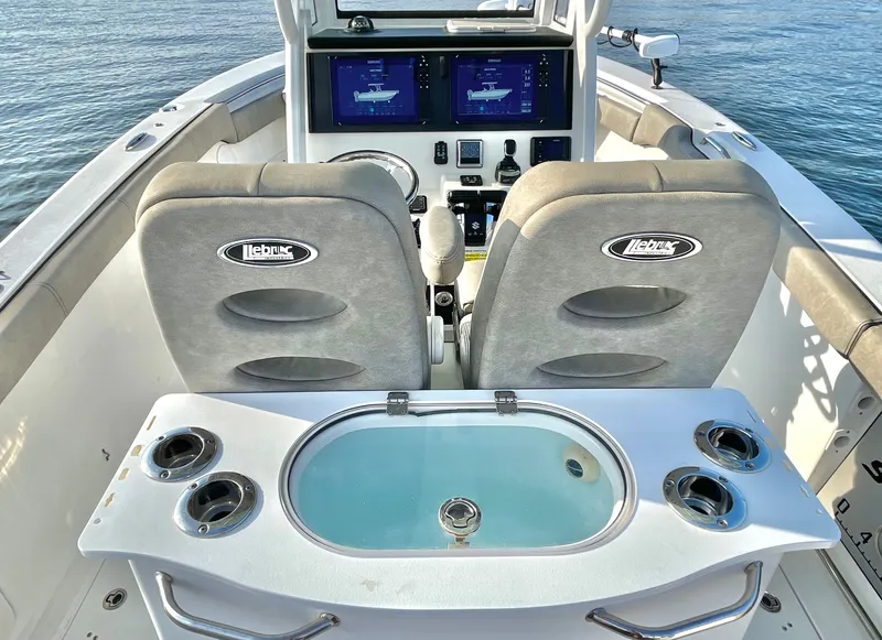 Slide: The Image of Sea Pro 259 DLX 2022 - 25