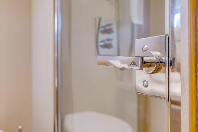 Slide: The Image of Astondoa 80 GLX 2016 - 103