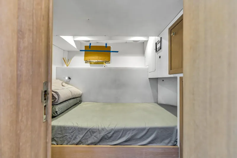 Slide: The Image of Astondoa 80 GLX 2016 - 118