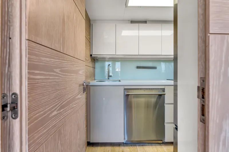 Slide: The Image of Astondoa 80 GLX 2016 - 67