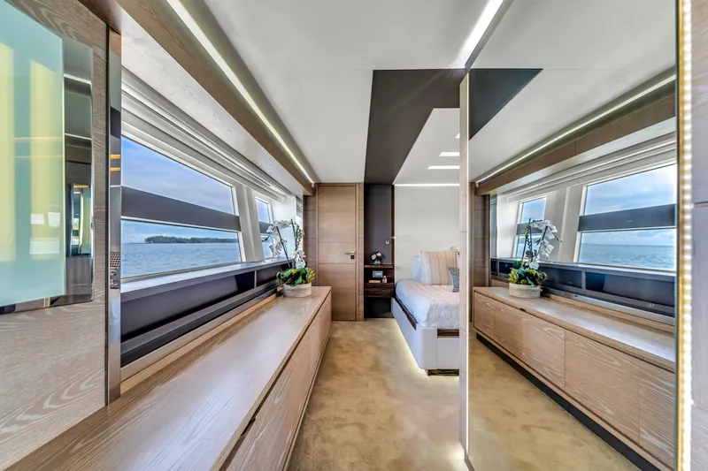 Slide: The Image of Astondoa 80 GLX 2016 - 71