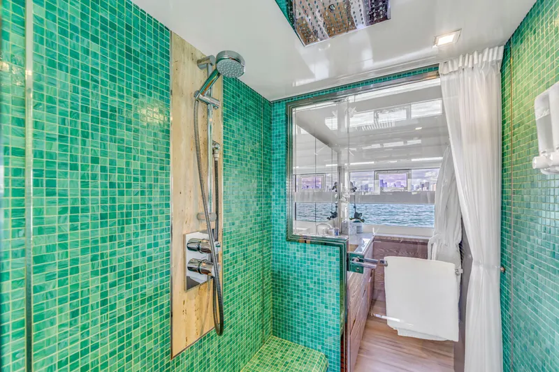 Slide: The Image of Astondoa 80 GLX 2016 - 84