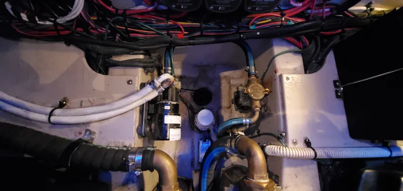 Slide: The Image of Sea Ray 36 Sedan Bridge 2007 - 6