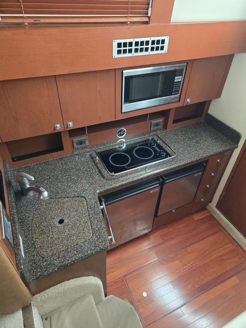 Slide: The Image of Sea Ray 36 Sedan Bridge 2007 - 8