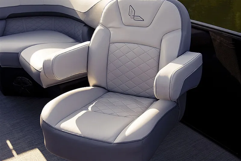 Slide: The Image of Lowe SS 230 Walk Thru Special 2026 - 9