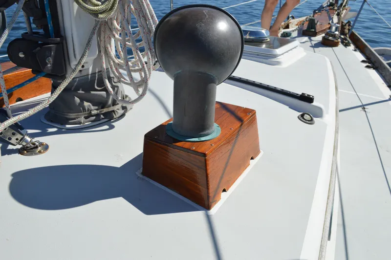 Slide: The Image of Cape Dory Robinhood 36 2001 - 14