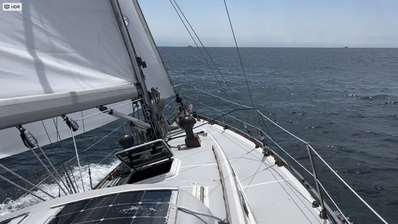 Slide: The Image of Cape Dory Robinhood 36 2001 - 3