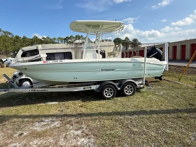 The Image of Stingray 236 2019 - 0