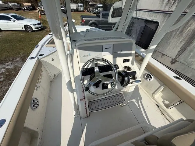 Slide: The Image of Stingray 236 2019 - 10