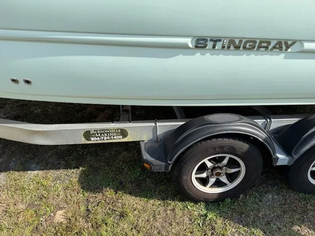 Slide: The Image of Stingray 236 2019 - 4