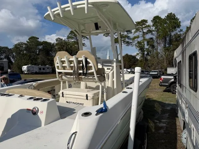 Slide: The Image of Stingray 236 2019 - 8