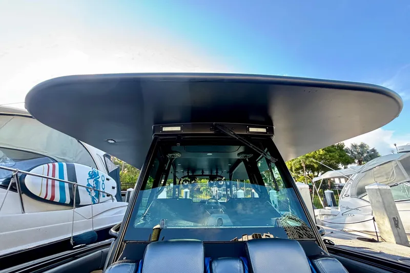 Slide: The Image of 2016 Hydra-Sports 4200 Siesta boat with sleek design and spacious cockpit. - 12