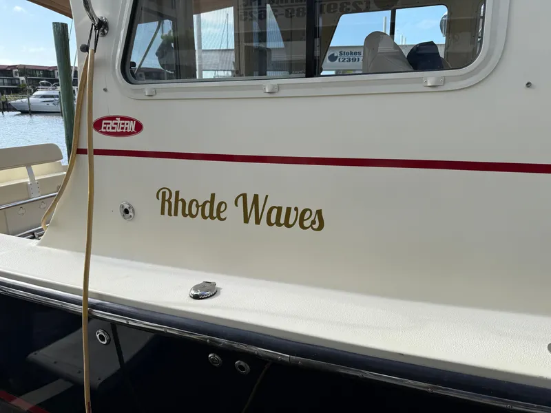 Slide: The Image of Boat "Rhode Waves" on Eastern 27 Islander Hardback, 2018. - 9