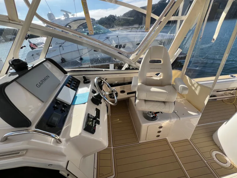 Slide: The Image of Grady-White Marlin 300 2021 - 12