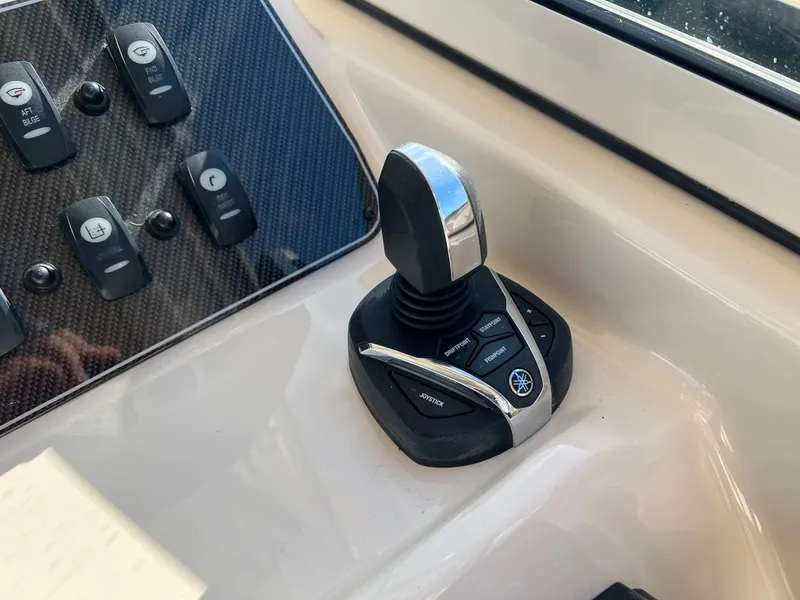 Slide: The Image of Grady-White Marlin 300 2021 - 16