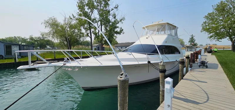 The Image of 1997 Ocean Yachts 48 Super Sport on water, St. Clair Flats. - 0