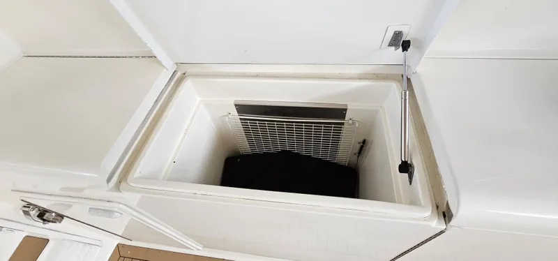 Slide: The Image of Storage compartment in 1997 Ocean Yachts 48 Super Sport. - 10