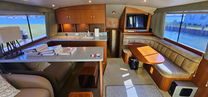 Slide: The Image of Interior of a 1997 Ocean Yachts 48 Super Sport yacht. - 31