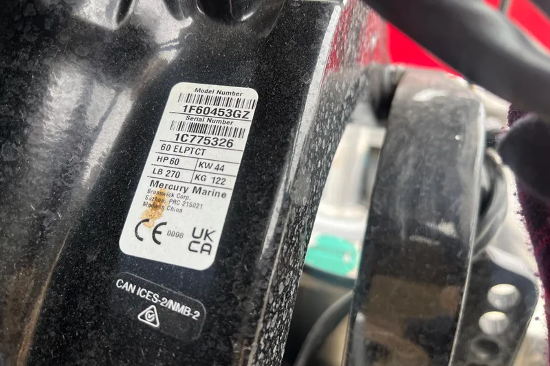 Slide: The Image of Label on Mercury Marine engine, model 60 ELPT CT, for 2025 Sun Tracker Bass Buggy 18 DLX. - 23