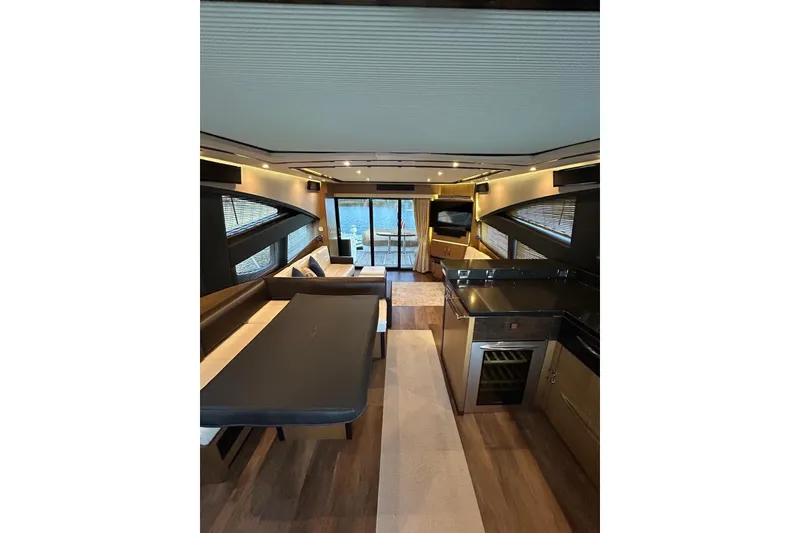 Slide: The Image of Luxurious interior of 2016 Sea Ray L650 yacht with modern furnishings and elegant design. - 20