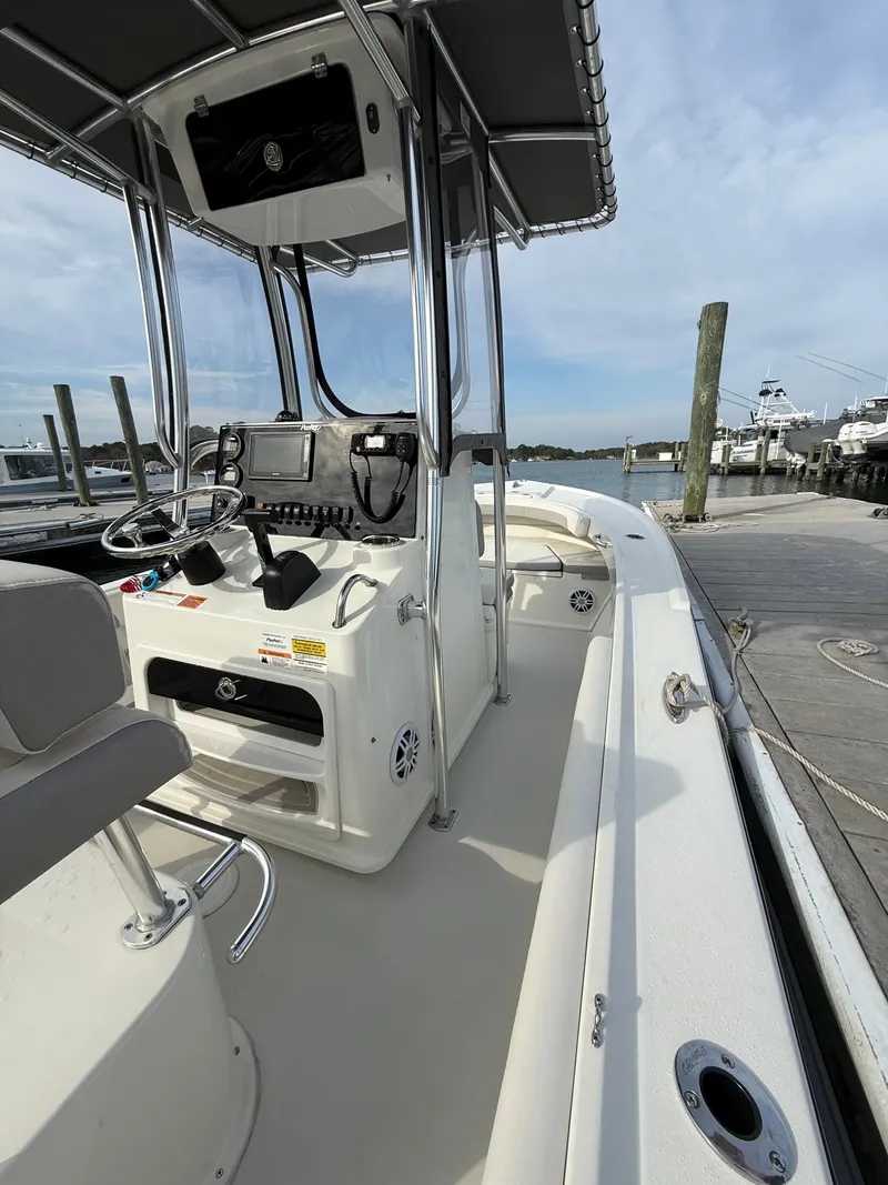 Slide: The Image of Parker Marine 21 Special Edition 2020 - 14
