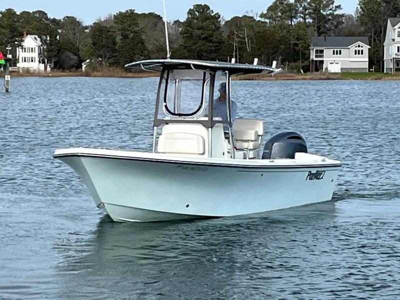 Slide: The Image of Parker Marine 21 Special Edition 2020 - 2