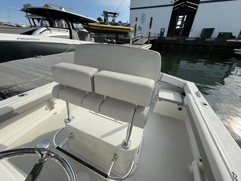 Slide: The Image of Parker Marine 21 Special Edition 2020 - 7