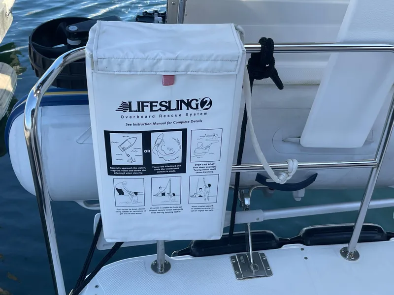 Slide: The Image of Cutwater C-30 Sedan 2019 - 56