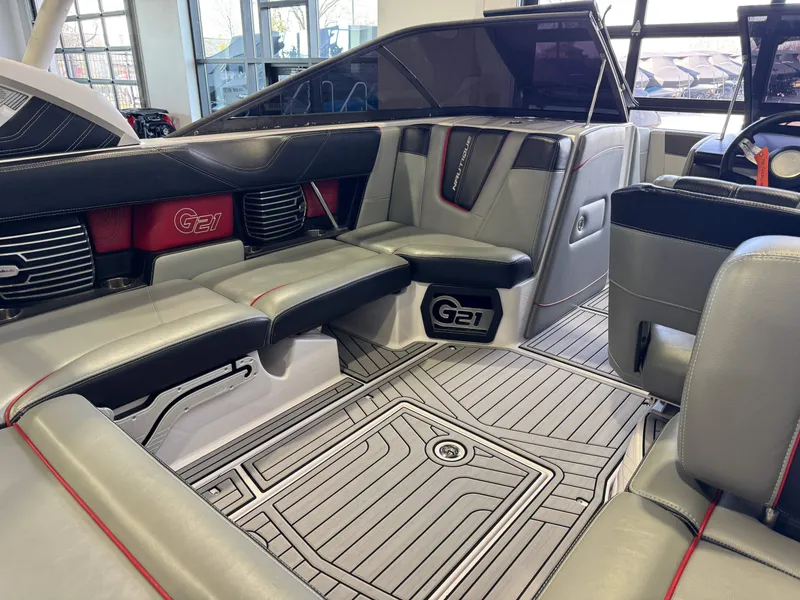 Slide: The Image of Nautique Super Air Nautique G21 2015 - 14