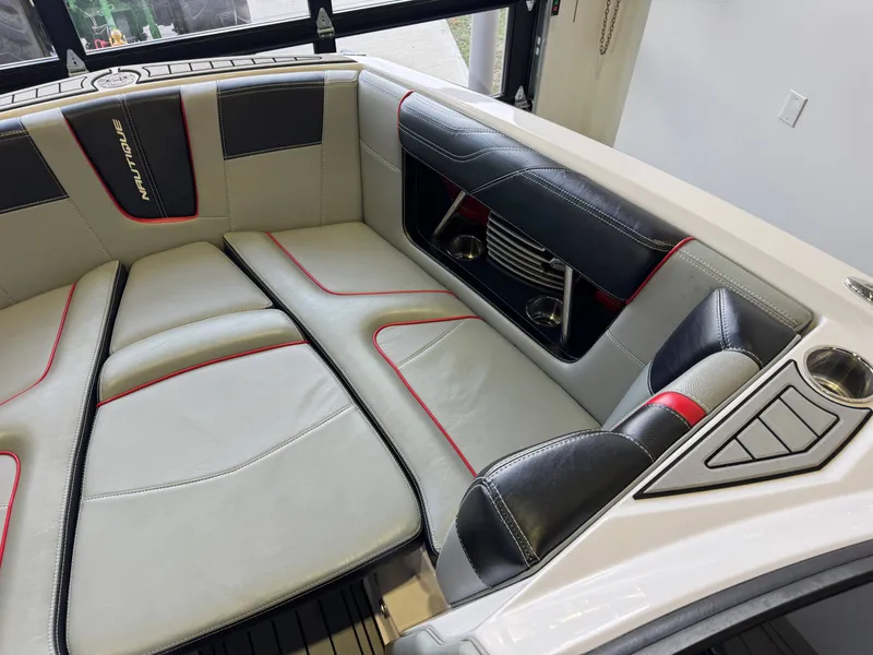 Slide: The Image of Nautique Super Air Nautique G21 2015 - 18