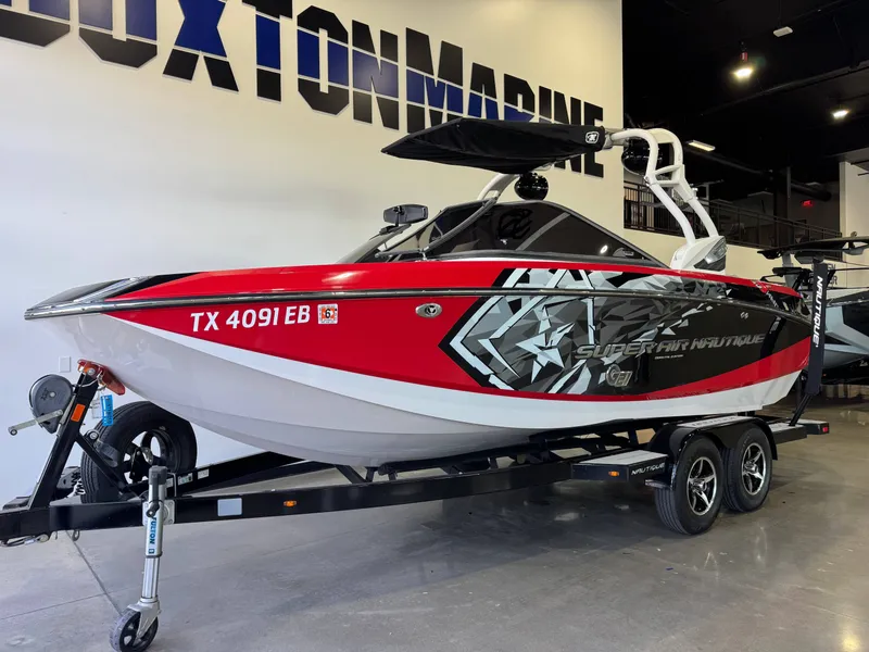 Slide: The Image of Nautique Super Air Nautique G21 2015 - 2