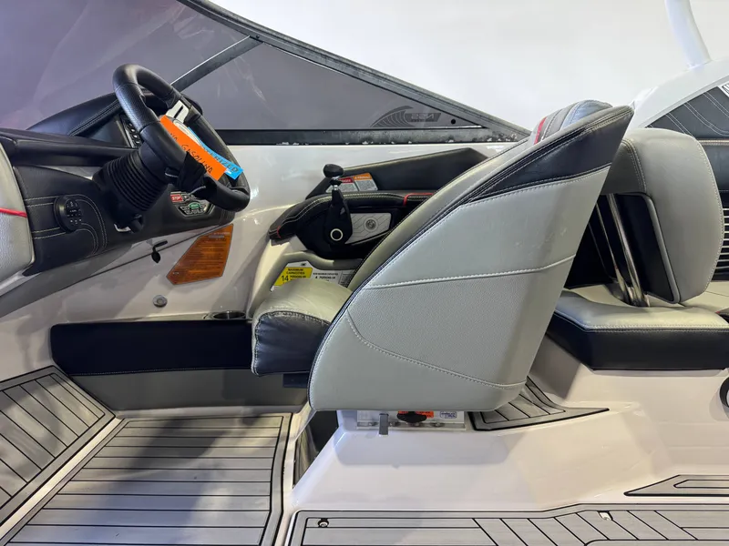 Slide: The Image of Nautique Super Air Nautique G21 2015 - 23