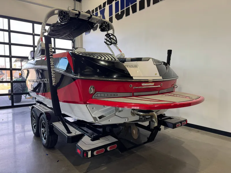 Slide: The Image of Nautique Super Air Nautique G21 2015 - 5