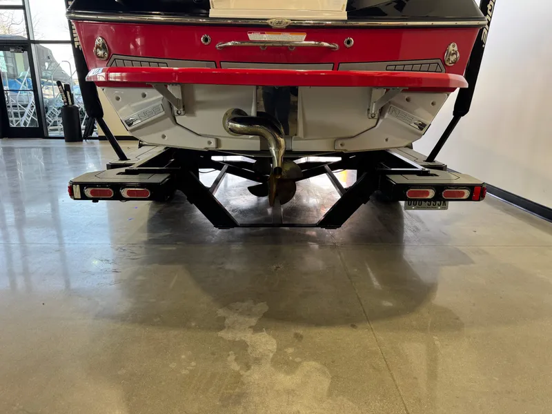 Slide: The Image of Nautique Super Air Nautique G21 2015 - 7