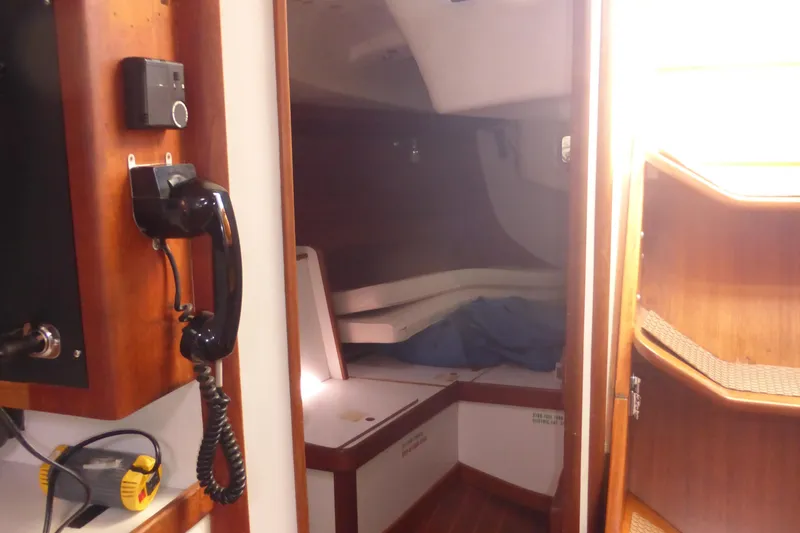 Slide: The Image of Starboard aft quarterberth - 23