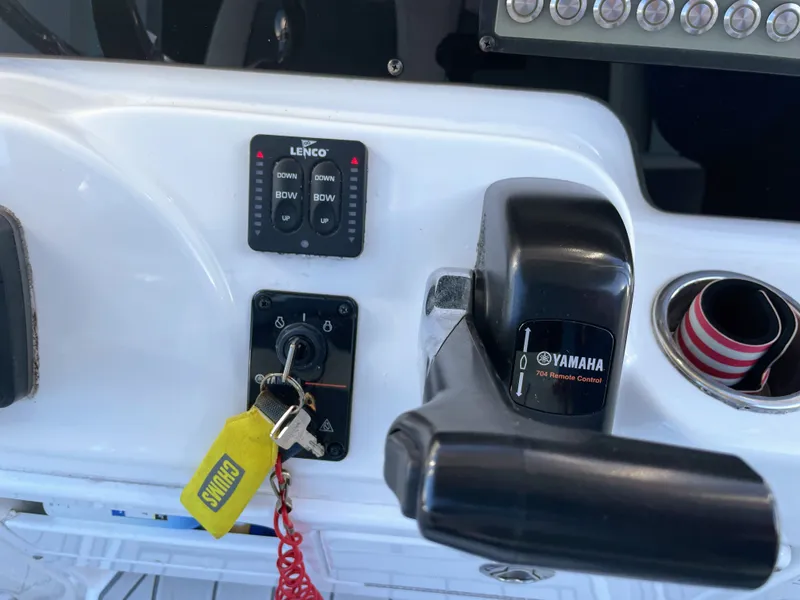 Slide: The Image of Yamaha remote control on a 2017 Tidewater 220 boat. - 27