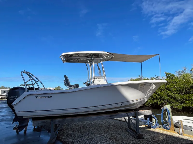 Slide: The Image of Tidewater 220 2017 - 59