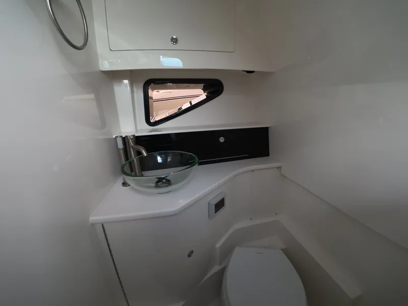 Slide: The Image of Sea Ray SLX 360 Outboard 2027 - 26