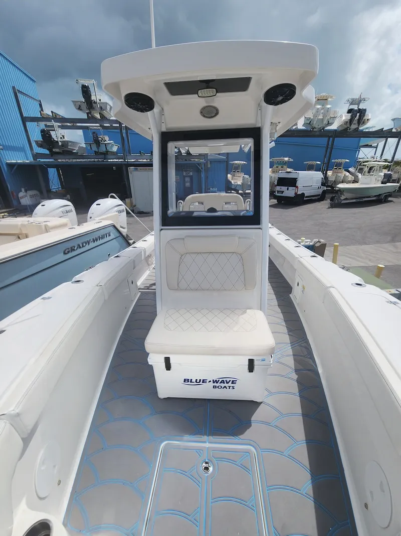 Slide: The Image of 2024 BLUE WAVE 2600 MAKAIRA - Image 21 - 21