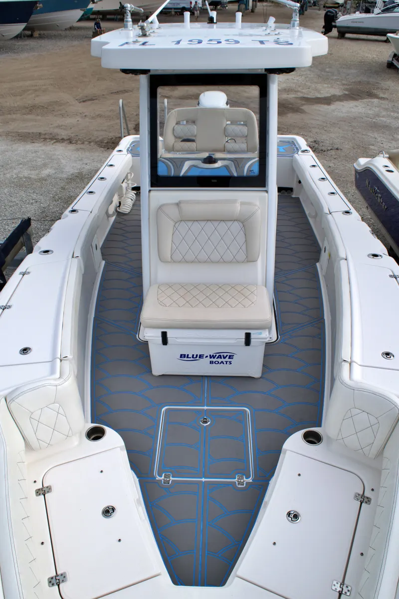 Slide: The Image of 2024 BLUE WAVE 2600 MAKAIRA - Image 54 - 54